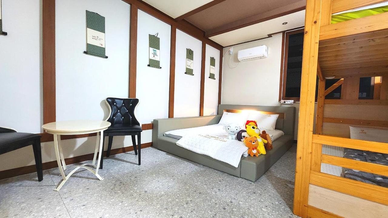 Kids & Family Hotel Gyeongju Exterior photo